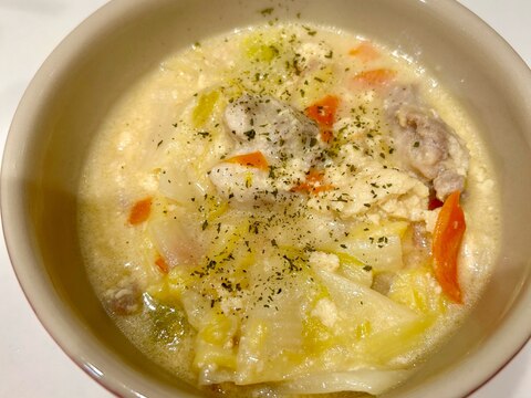 簡単ホワイトソース風⭐鶏肉と白菜のクリーム煮